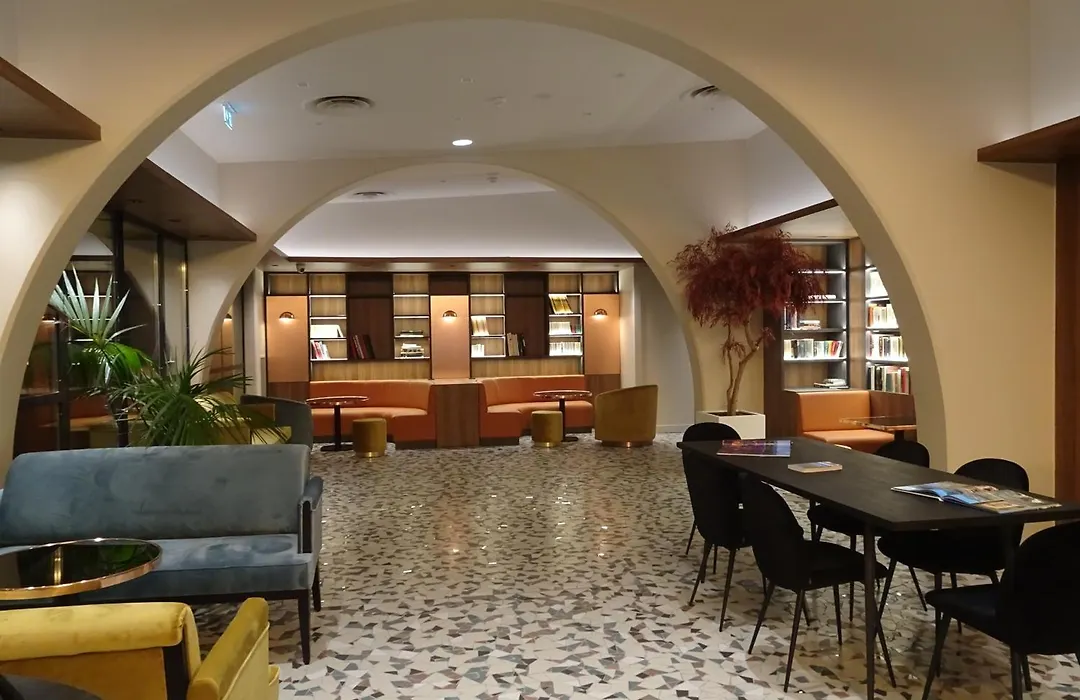 Aquabella Hôtel&Spa-1